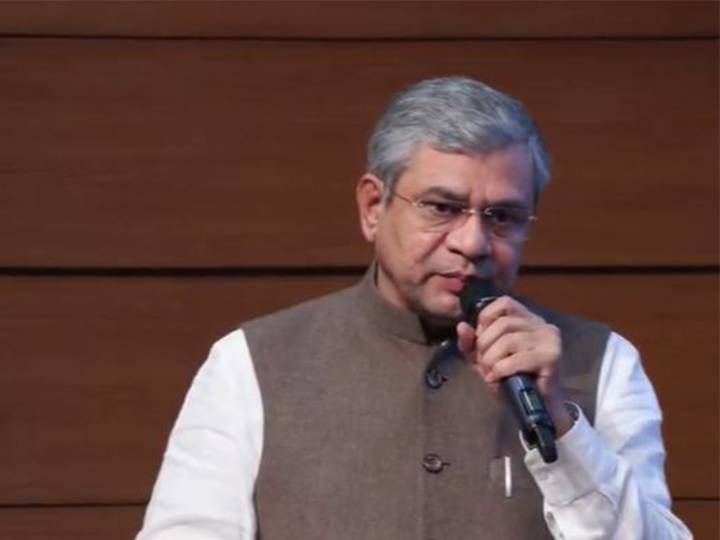 Cabinet says Delhi blast a heinous terror incident