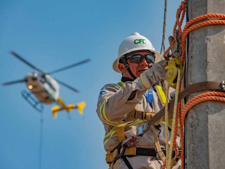 CFE alerta sobre fraudes con supuestas revisiones de medidores: así operan y cómo identificarlos