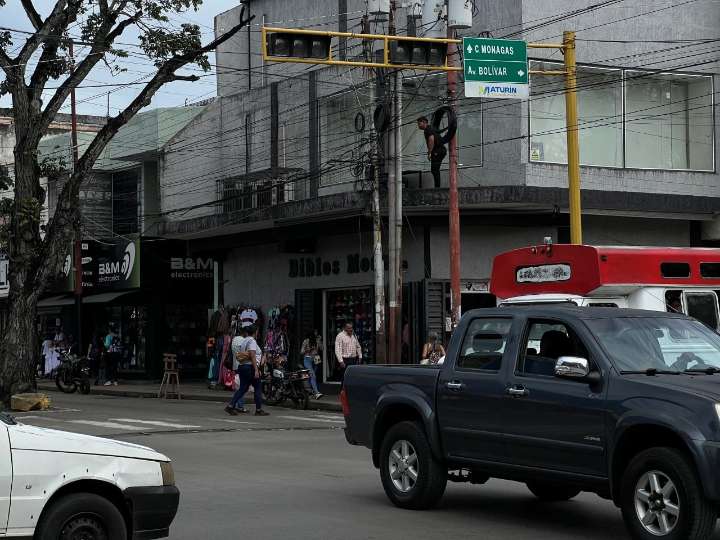 Reportan interrupciones eléctricas en varias zonas de Maturín
