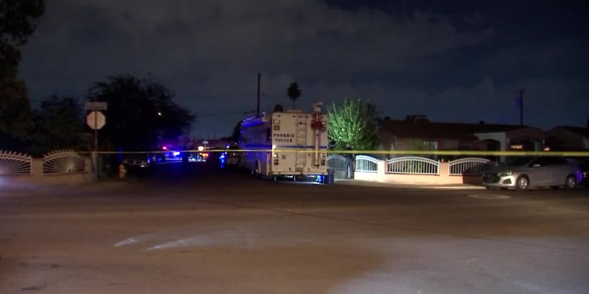 Shooting leaves 1 dead, 1 hospitalized in west Phoenix