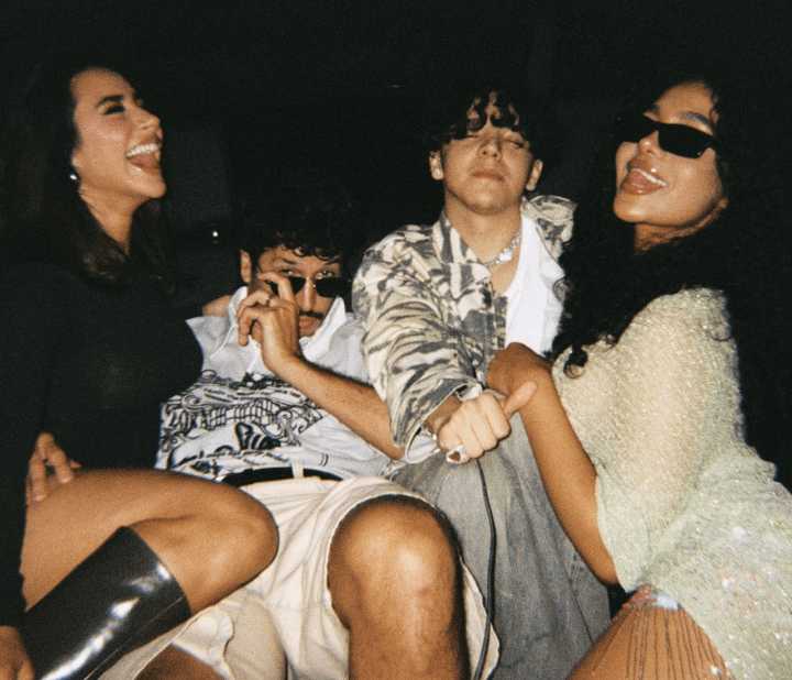 ¡Sebastián Yatra lanza su nuevo hit y rinde homenaje a la belleza de lo cotidiano!