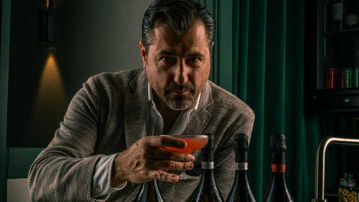 'No se trata de beber más, sino de beber mejor': Giancarlo Mancino, uno de los mejores bartender del mundo, estará en reconocido restaurante de Bogotá