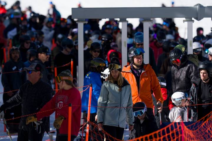 Northern Utah ski season begins as Solitude opens on Thanksgiving