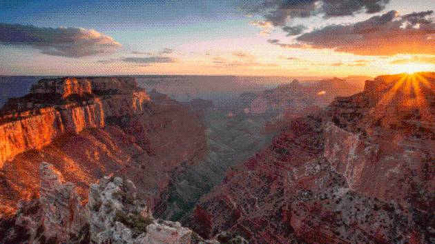 Man dies after slipping and falling off edge of the Grand Canyon: Sheriff’s office