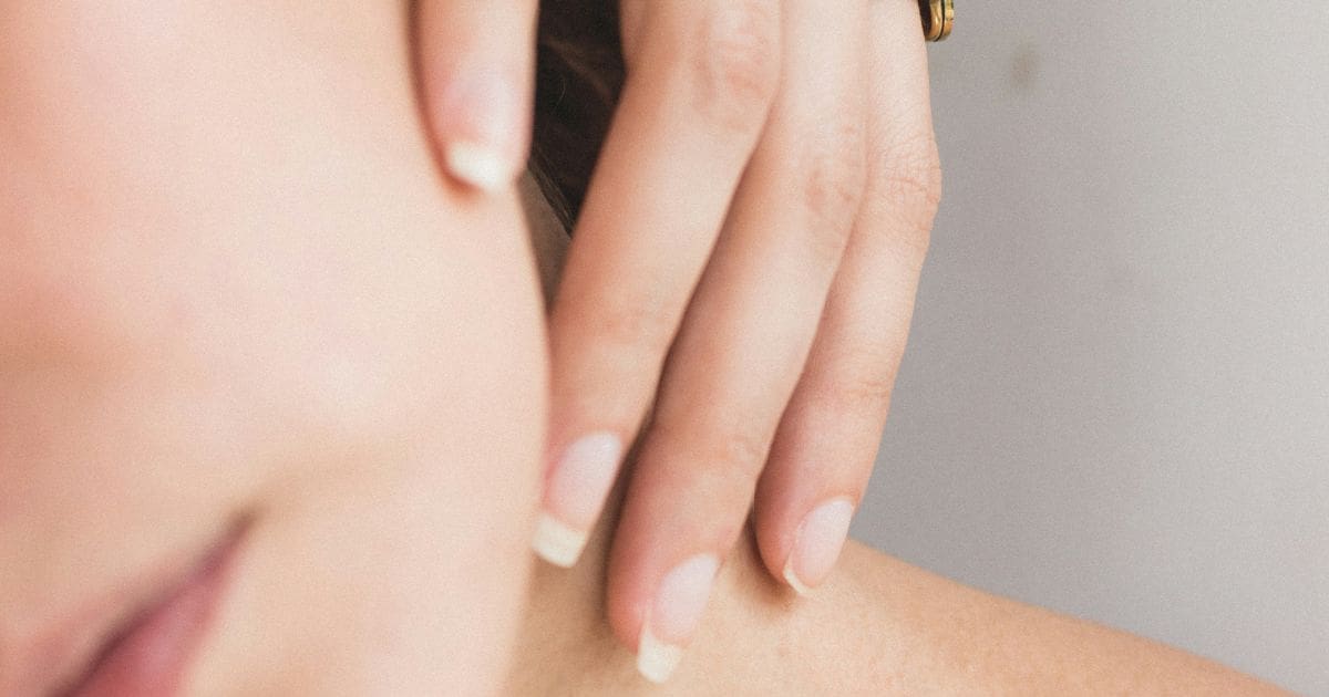 La verdad sobre la doble limpieza: cuándo sí funciona y cuándo puede dañar tu piel