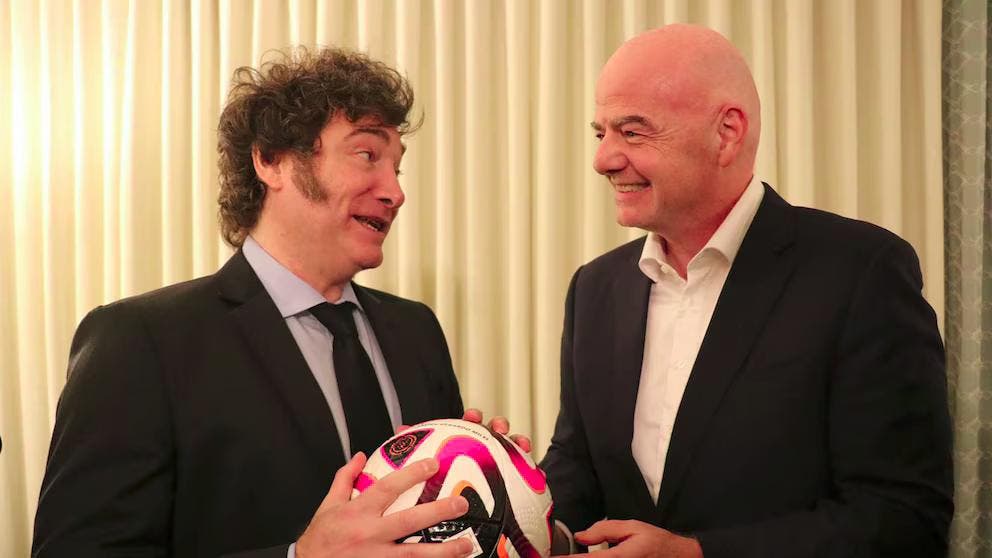 En medio de las polémicas con la AFA, Javier Milei suspendió su viaje al sorteo del Mundial 2026