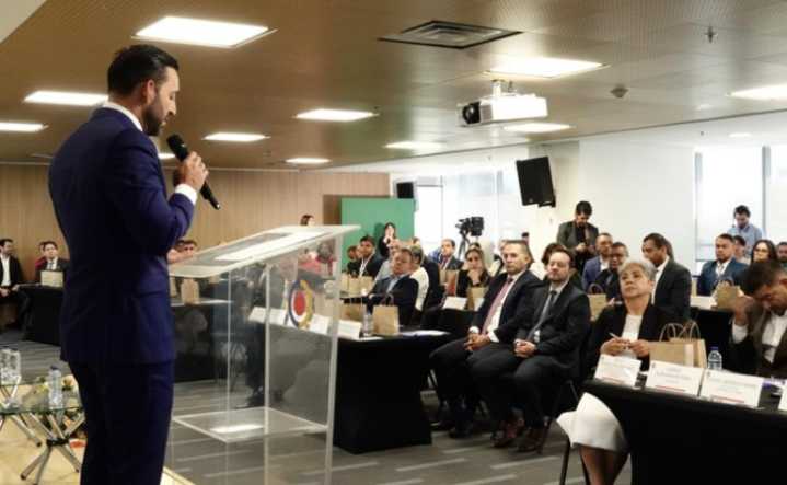 Contraloría advierte que 5 millones de colombianos no tienen agua potable