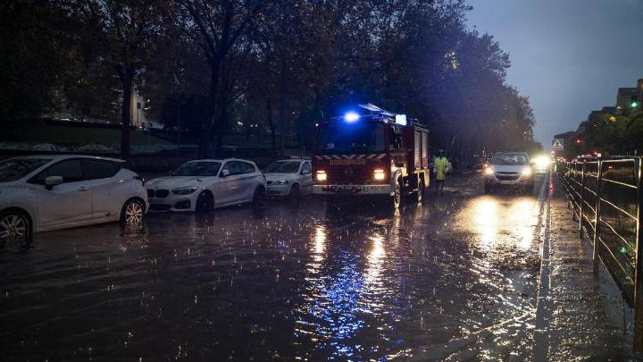 Una nueva tromba de agua vuelve a causar inundaciones en Cáceres