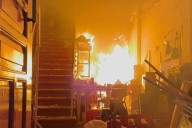 Prenden palacio municipal de Apatzingán