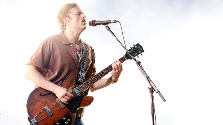 “Reminds Me of Old-School Hip-Hop”: How Zach Bryan’s Fast-Paced Approach to Music Impressed Kings of Leon