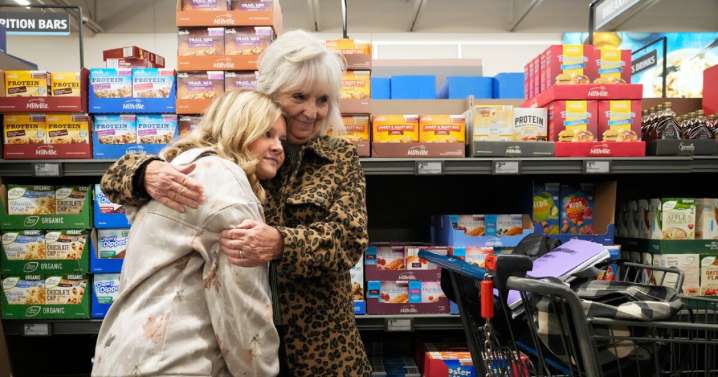 Gratitude, doubt | Effects of shutdown linger as families prep for Thanksgiving