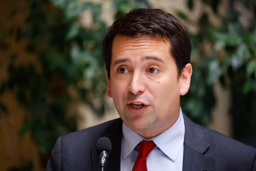 Diputado Araya aclara relación con conservador de bienes raíces de Puente Alto: “Nunca recibí un peso”