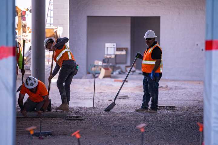 140 building permits issued in October in Apache Junction