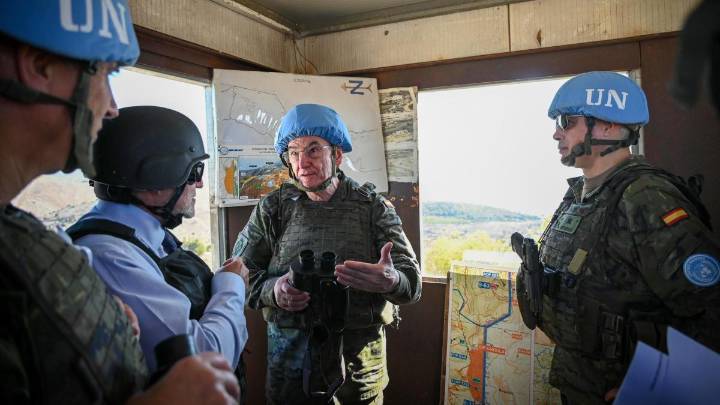 Robles denuncia disparos de un tanque israelí a cinco metros de soldados españoles en Líbano