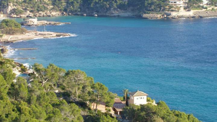 Unos inversores promueven 19 instalaciones de baterías en Camp de Mar, con un presupuesto de unos 35 millones de euros