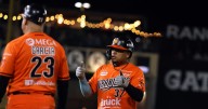 Naranjeros remonta en la octava y asegura la serie ante Tucson
