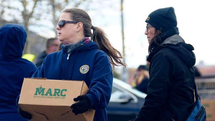 USDA tells states to undo efforts to issue full food aid benefits