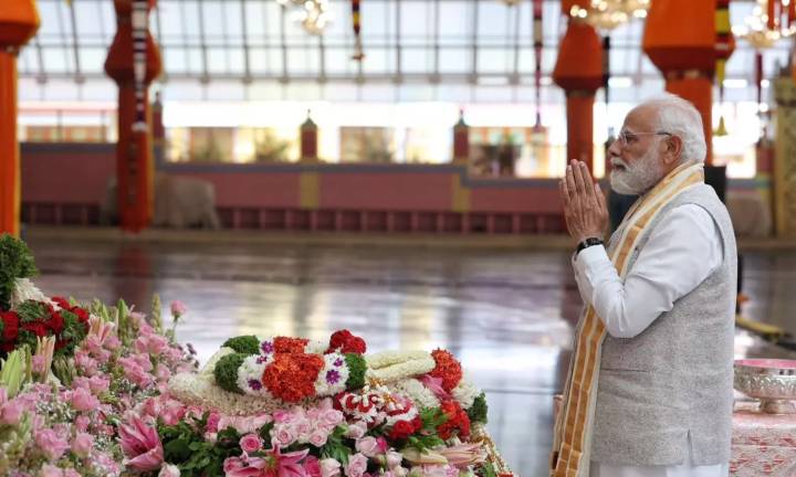 Satya Sai Baba's teachings showing light to lakhs in 140 countries: PM Modi