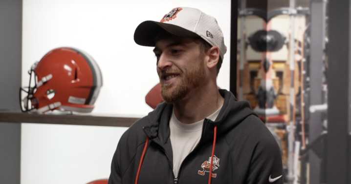Next Man Up: Browns WR Kaden Davis is a dog-dad bowler they call 'White Lightning'