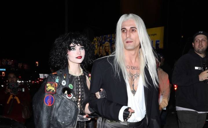 Newly Engaged Dove Cameron & Damiano David Wear ‘Rocky Horror’ Costumes for Halloween Party! | 2025 Halloween, Damiano David, Dove Cameron, Halloween, Rocky Horror | Celebrity News and Gossip | Entert
