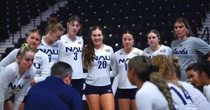 NAU ROUNDUP: Volleyball goes undefeated at home, clinches share of Big Sky title