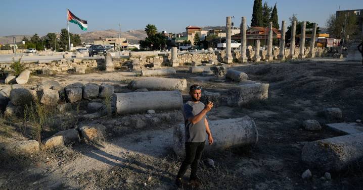 West Bank: Israel announces plan to seize historical site