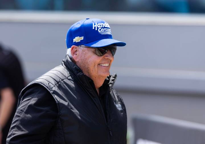 Rick Hendrick Shuts Down Replacement Rumors Surrounding HMS Star Rick Hendrick did not mince words when the conversation circled to Bowman’s position within Hendrick Motorsports. Kaamna Dwivedi 7 hrs 
