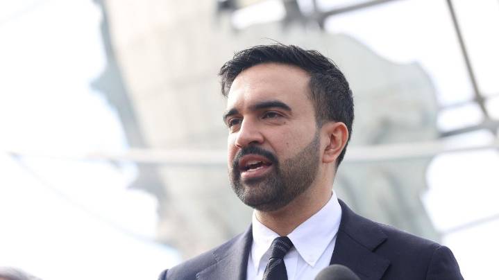 Mamdani shines in poll after election win, while Schumer sinks