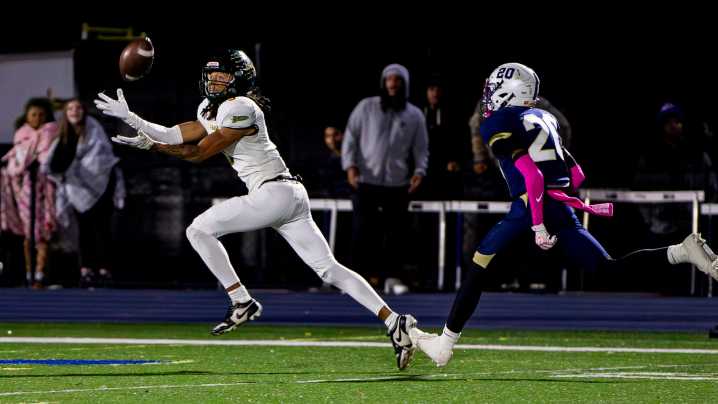 Reynolds' Tremaine Keeter leads 1st round WNC football…