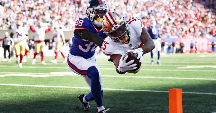 Christian McCaffrey, Mac Jones power 49ers to win over Giants