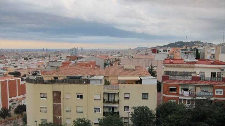 Uno de cada cinco catalanes vive en situación de exclusión residencial, según Cáritas