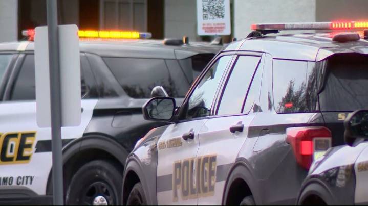 Motorcyclist critically injured after crash involving pickup truck on northwest side, SAPD says