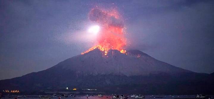 Alerta por erupción del volcán Sakurajima en Japón