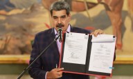 Presidente Maduro firma la Ley de Defensa Integral de la Nación