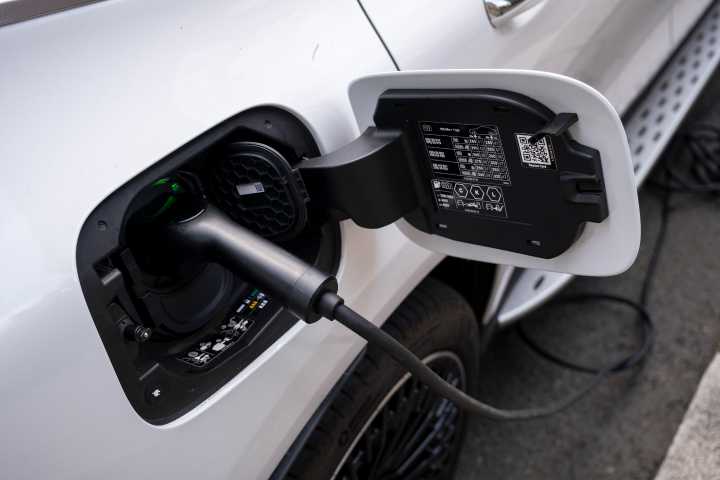 The EV Battery Tech That’s Worth the Hype, According to Experts