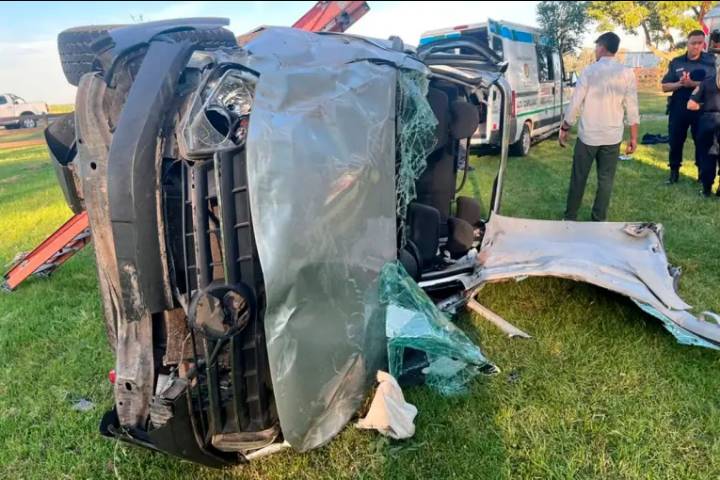 Volcó una camioneta en Ruta N°11: una persona fue trasladada al hospital