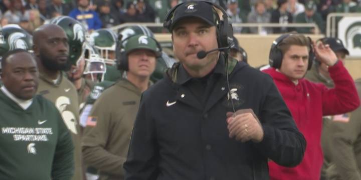 Michigan State football leads Maryland 24-7 at halftime in season finale at Ford Field