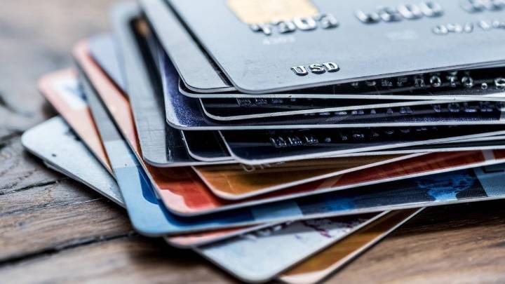 Six Credit Cards Now Offer Annual Fees Under Rs 1,000: Here’s The Full List