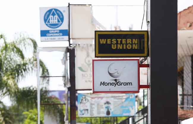 Hilvanan remesas su sexto descenso