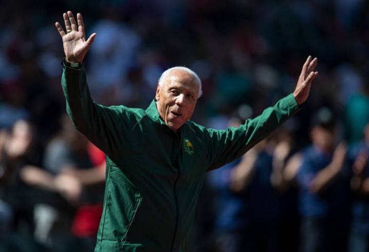 Inspired by Lenny Wilkens' impact, NBA coaches reflect on passing of all