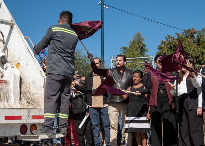 Burgueño inaugura 7 rutas de recolección de basura en Paseos del Florido