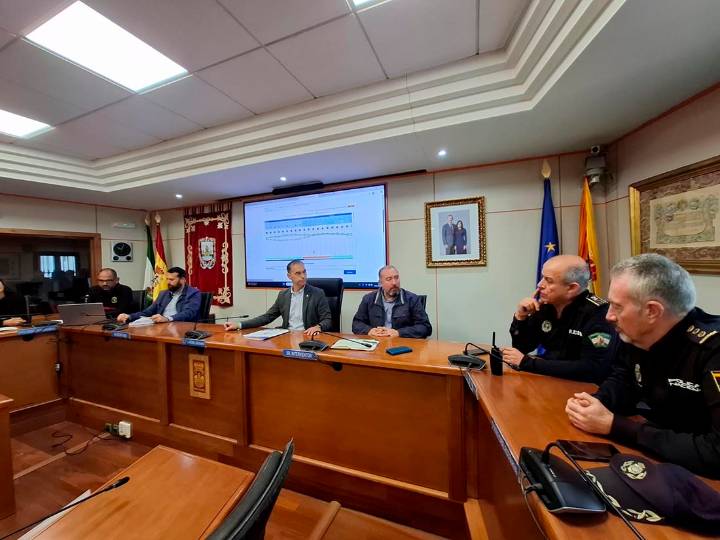 El Comité del Plan Municipal de Emergencias de Benalmádena se reúne para coordinar las posibles actuaciones ante la alerta por lluvias