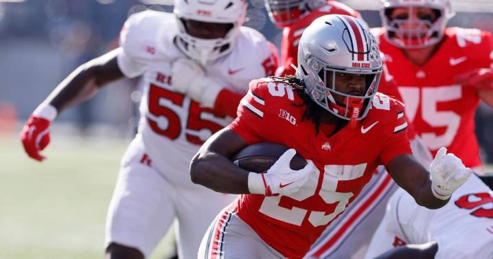 Top-ranked Ohio State pulls away in 2nd half for 42-9 victory over Rutgers with Michigan up next
