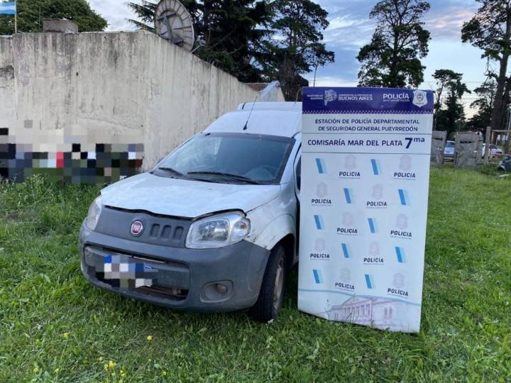 Encuentran al automovilista que chocó a una ciclista, le provocó fracturas y huyó