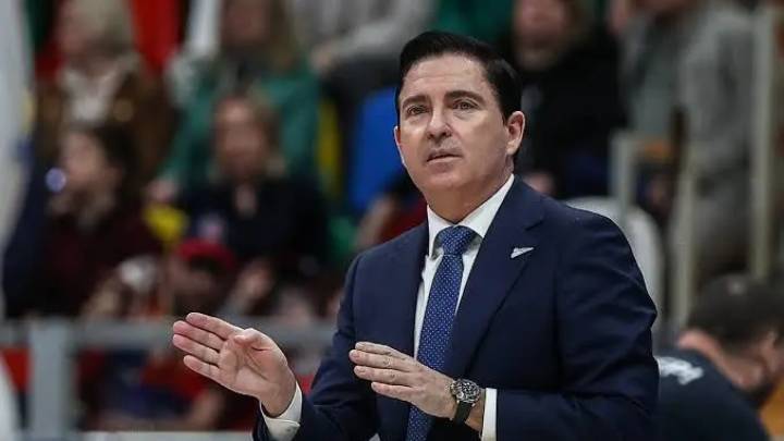 Pascual se estrena con una dolorsa derrota en Estambul