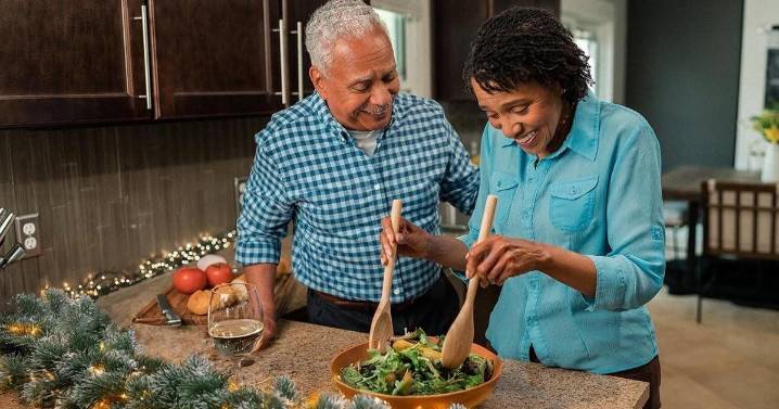 Stress Less, Celebrate More: Holiday Cleaning Hacks