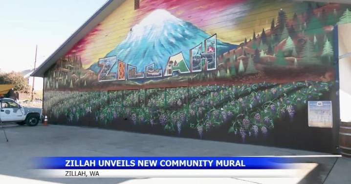 Zillah community gathers for mural unveiling