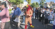 Thousands volunteer for Big Sunday's BIG Thanksgiving Stuffing event in Studio City