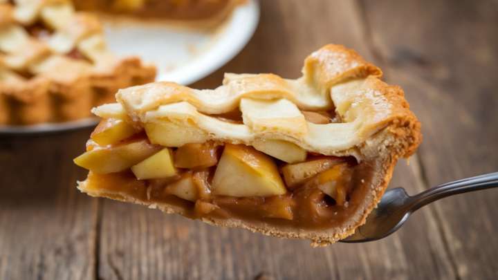 The Tasty Apple You Should Probably Never Use In Apple Pie