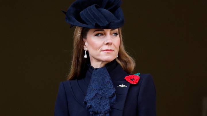 Kate Middleton conmueve con dos guiños familiares en su look: uno a la princesa Diana y otro a la princesa Charlotte